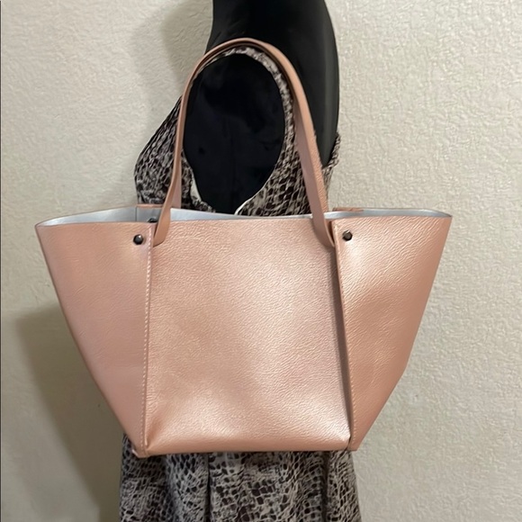 Neiman Marcus Elegant Tote Bag - Picture 1 of 9